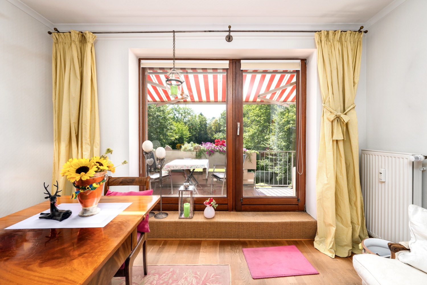 AStr_Wohnzimmer Blick_Fertig2 Kopie